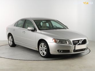 volvo s80 comfort t6 awd 3.0 automat, navigácia, xenóny, tempomat za 6 800 €