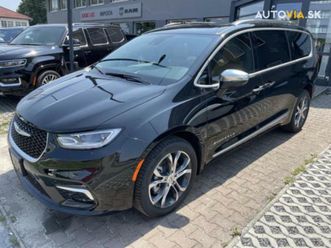 chrysler pacifica pinnacle awd za 87 497 €