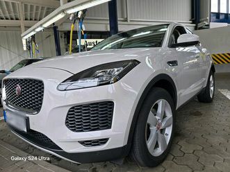 auto/ jaguar e-pace