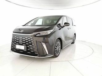 ux lmpv lm 3.5h 4wd 4p luxury s my24