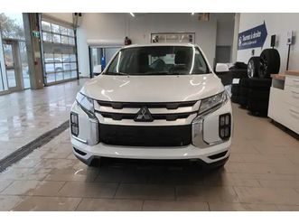 mitsubishi rvr auto 2.0l es awd + keyless + caméra + a/c 2023