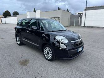 500l living living 1.6 mjt business 105cv
