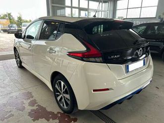 leaf ii 2018 visia plus 40kwh 150cv