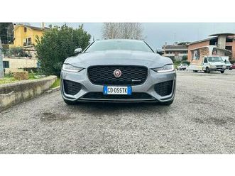 - jaguar xe 2.0 d 204 cv awd aut. r-dynamic black