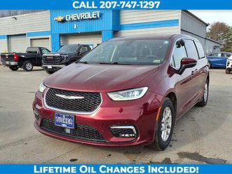 used 2023 chrysler pacifica touring l