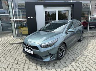 kia ceed 1,5 t-gdi 7dct 103 kw top+bus