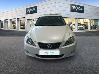 lexus is 220d luxury cambio 2.4