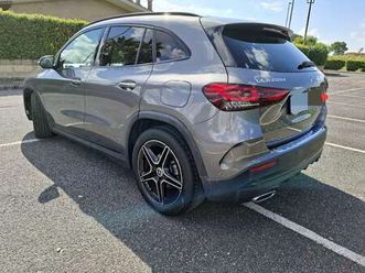 d premium 4matic auto