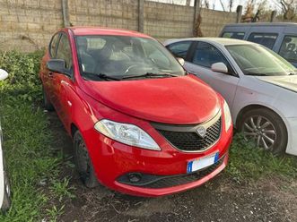 ypsilon 3ª serie ypsilon 1.2 69 cv 5 porte platinum