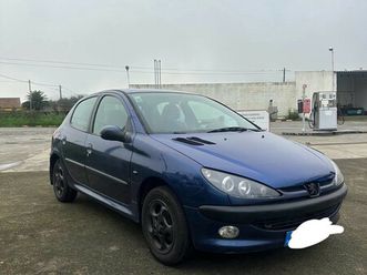 peugeot 206 1.1 com 150 mil km setembro/03