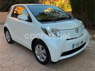 toyota iq