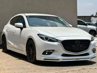 mazda axela - 2018