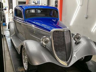 1934 ford deluxe