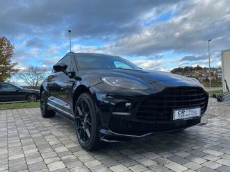 aston martin dbx 4.0 v8 dbx707 520 kw vmax 310 jet black