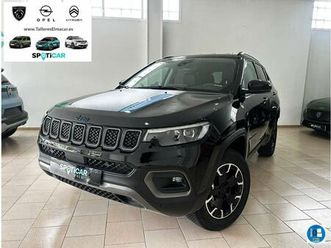 4xe 1.3 phev 177kw at awd trailhawk