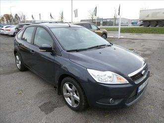 ford focus 1,6 i 16v 74kw digi.klima
