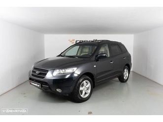 HYUNDAI SANTA FE hyundai-santa-fe-2-2-crdi-7wagon-comfort