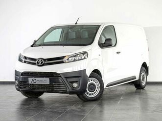 toyota proace 2.0d 122cv s&s pl-tn furgone medium 4p.14q comfort del 2020 usata a san severo