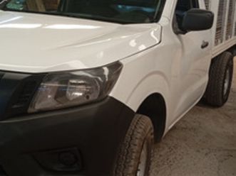 nissan np300 2.5 chasis cabina dh pack seg mt