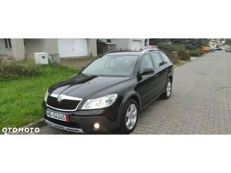 skoda octavia combi 2.0 tdi dpf scout 4x4
