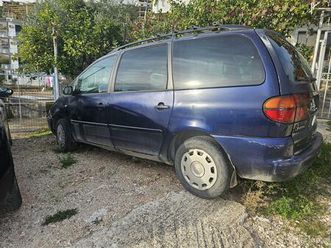 sharan 6+1 automat 1.9 nafte 2001