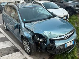 macchina incidentata