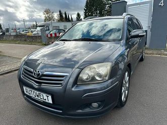 toyota avensis kombi 2.0 travel klimaautomatik navi