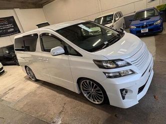 2.4z goldeneyes 2- cruise control-twin power doors-half leather- in stock