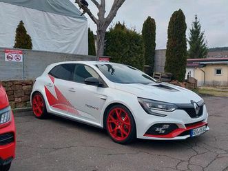 megane 4 rs trophy r