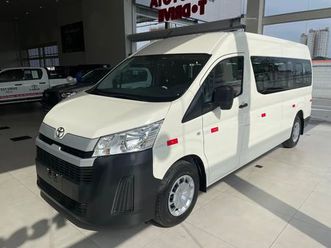 toyota hiace minibus dx 2.8 tdi 16l aut. 2025