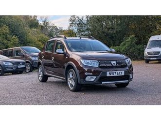 2017 (17) 0.9 tce laureate 5dr