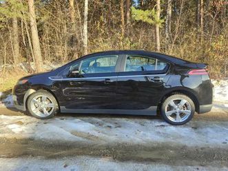 продажа chevrolet volt, 2012 год в новосибирске