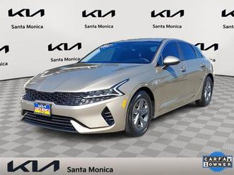 2022 kia k5 lxs