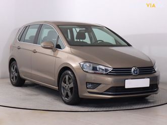 vw golf sportsvan 1.4 tsi serv.kniha, tempomat, park. senzory za 8 800 €