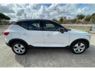 xc40 2.0 t4 momentum awd geartronic
