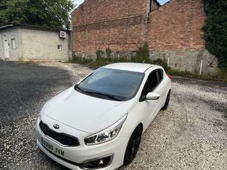 pro_cee´d 1.6crdi vgt drive 136