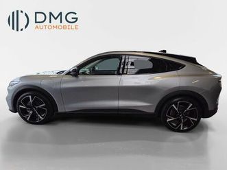 ford mustang mach-e basis