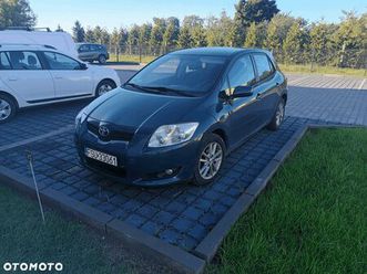 toyota auris 1.6 sol