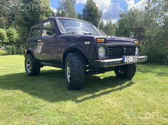 vaz 21213, cena 2 790 €. продаю ниву в отличном состоянии. оригинальный тех. только новый - sludinājumi