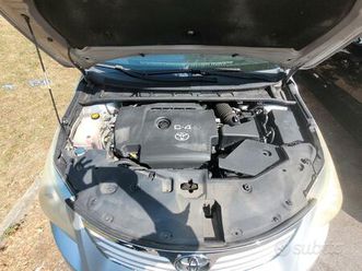 toyota avensis 2000 turbo diesel