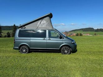 VOLKSWAGEN TRANSPORTER T5 CALIFORNIA volkswagen-t5-california-beach