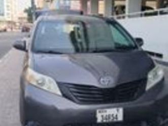 used toyota sienna 2015