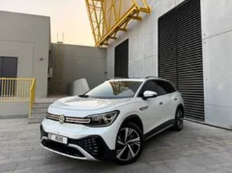 volkswagen id.6 crozz pure+