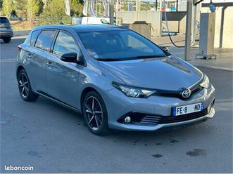 toyota auris ii hsd 1.8l 136h collection - hybride