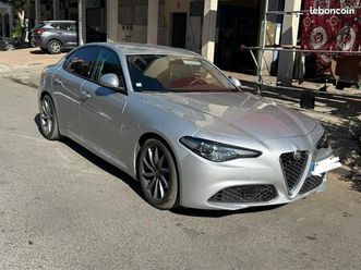 alfa romeo giulia 2.2l jtd at8 180cv sport