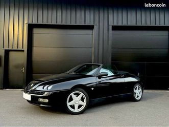 alfa romeo spider 916