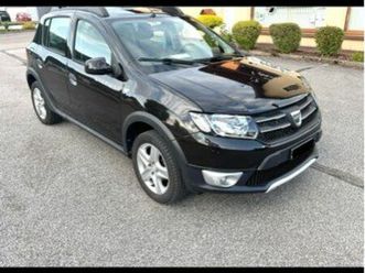 véhicule dacia sandero stepway lauréate
