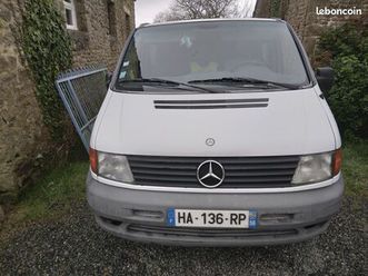 vends mercedes vito 108d aménagé couchette