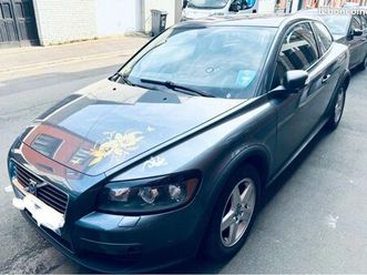 volvo c30 ( éthanol e85 ) 1.8f - 125 ch flexifuel ( chaîne de distribution ) entretien à jour