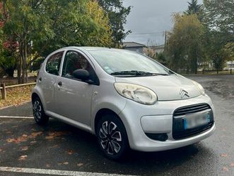 citroën c1 2011 5 portes 126.000kms avec facture entretien